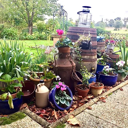 In Normandy Near Chateau Balleroy, Cleaning Included 度假居